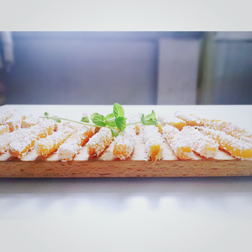 椰蓉烤红薯条（健康夜宵）