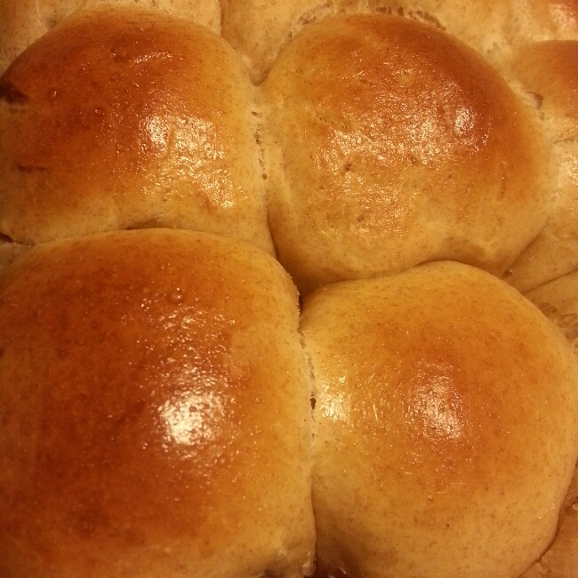 大人小孩都爱不释口的【蜂蜜牛奶小餐包】