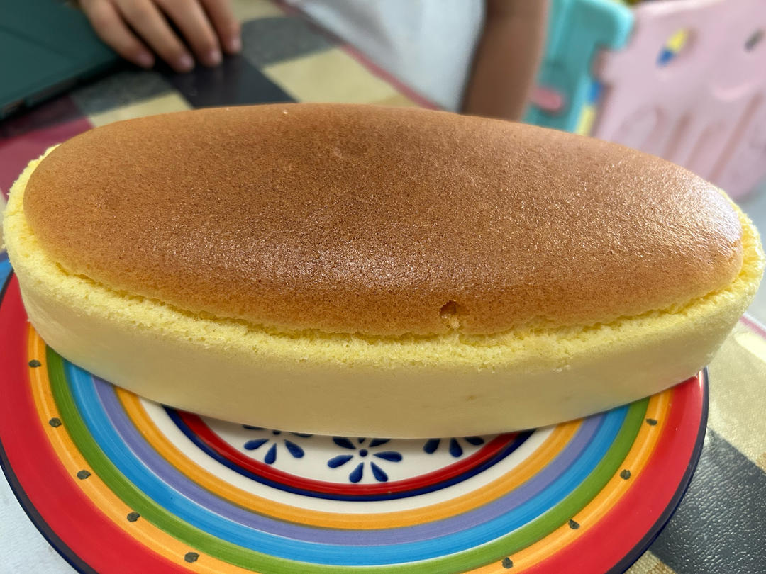 堪比柯基屁股
爆浆芝士🧀古早蛋糕