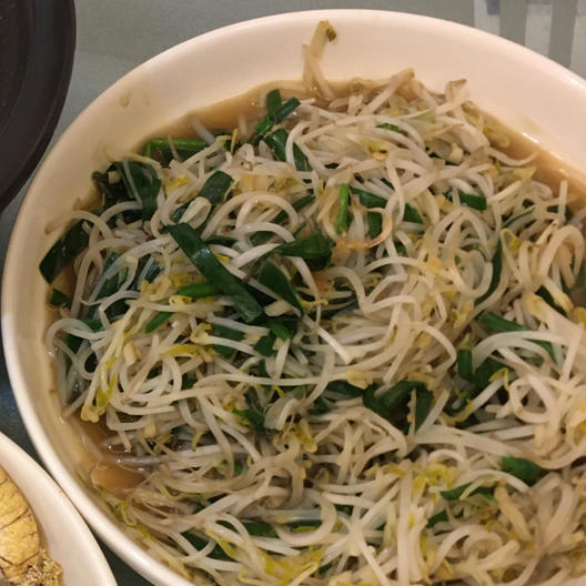 银鱼豆芽炒韭菜✅饭店抄袭超级好吃下饭👍