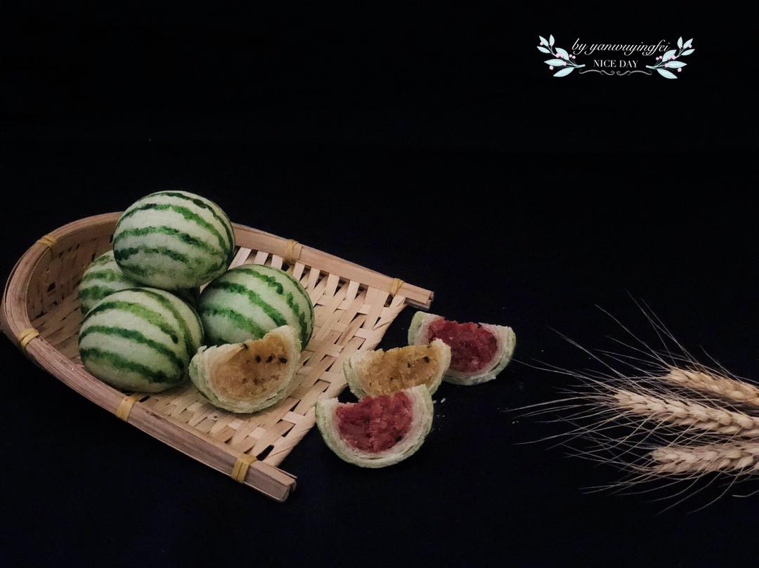 造型西瓜酥