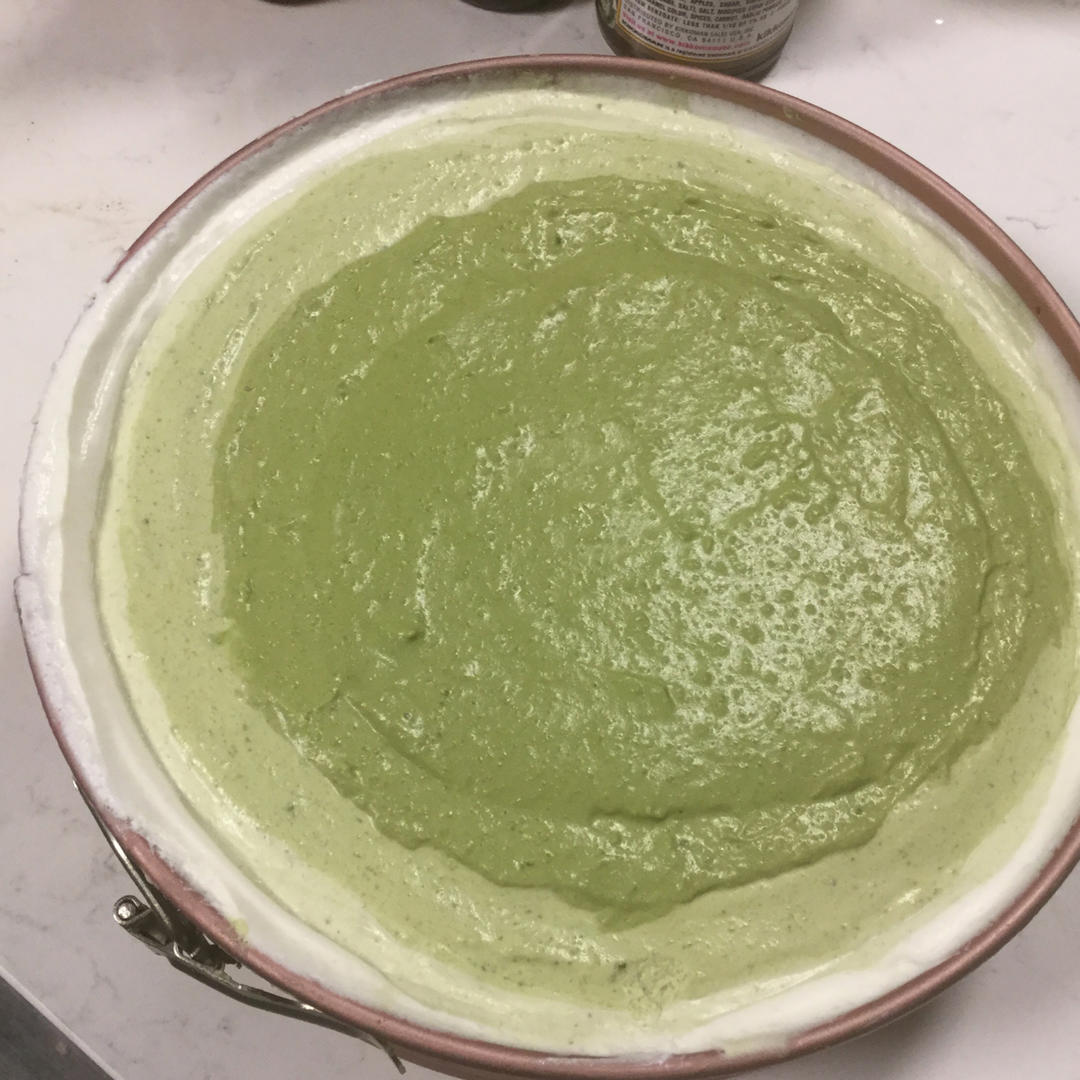 渐变抹茶慕斯蛋糕：我Amanda带着既美又作的抹茶甜点又来了！【曼食慢语】