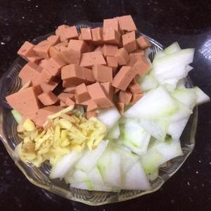 火腿冬瓜汤的做法 步骤2