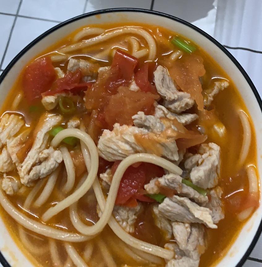 番茄肉片汤面的做法
