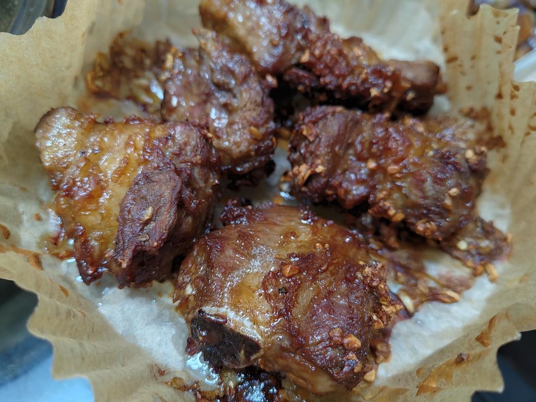 空气炸锅蒜香排骨，巨香巨好吃，简单易操作