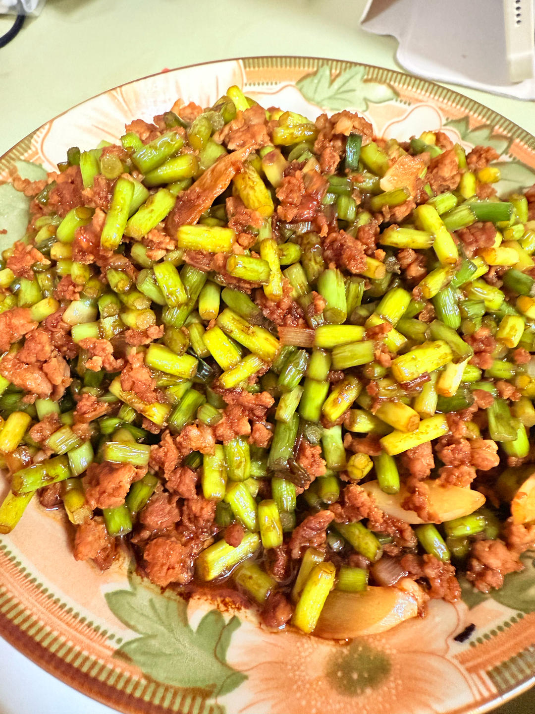 蒜苔炒肉末，三碗米饭都不够吃