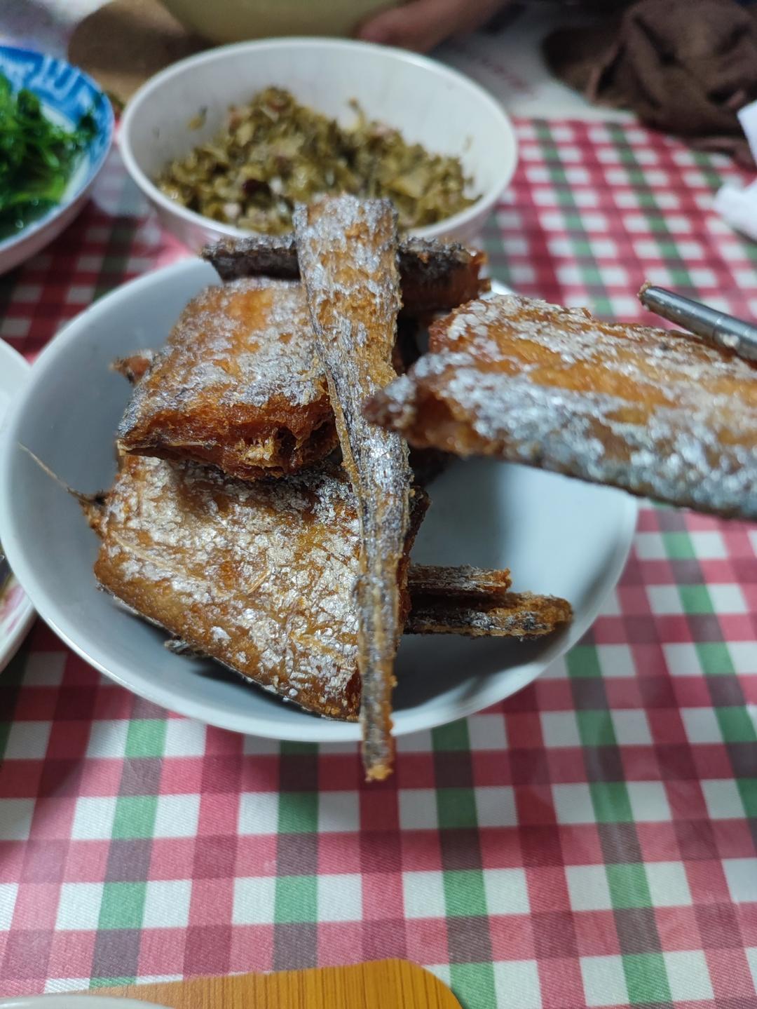 煎带鱼