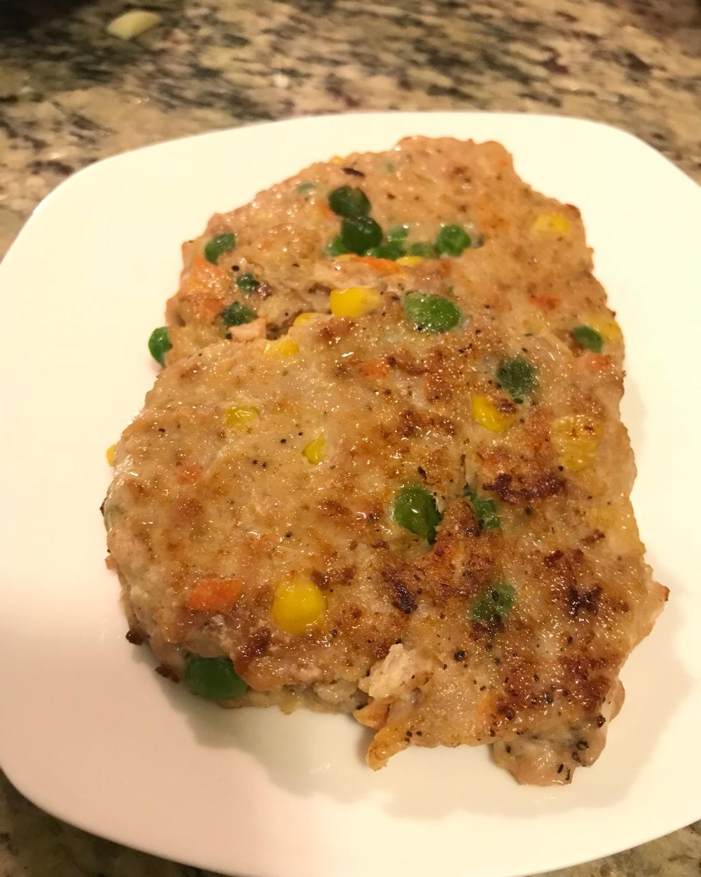蔬菜鸡肉饼