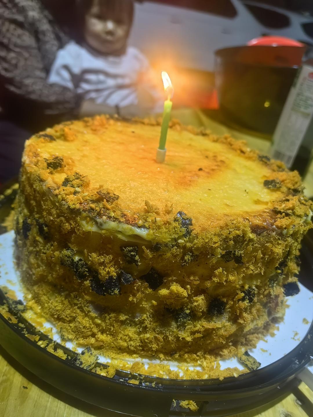 咸蛋黄芋泥肉松爆浆蛋糕