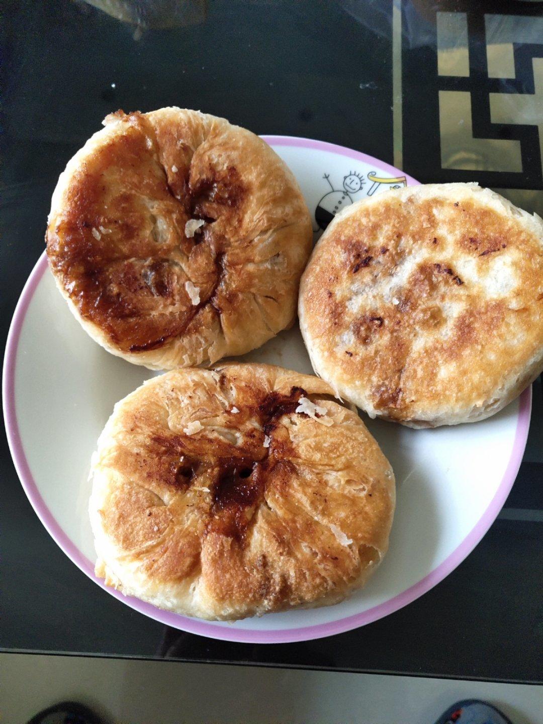 油酥肉火烧 Pork Pie