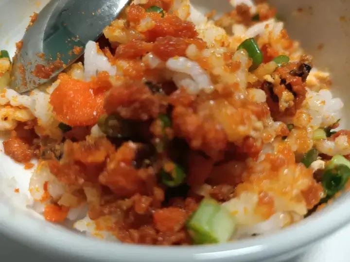 大满足的自制蟹黄拌饭