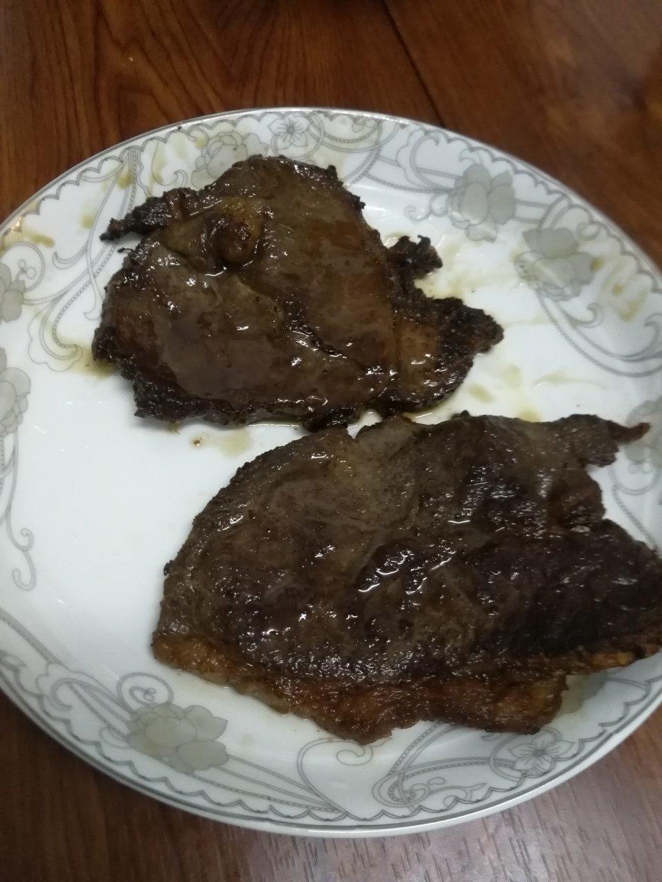 黑椒牛排