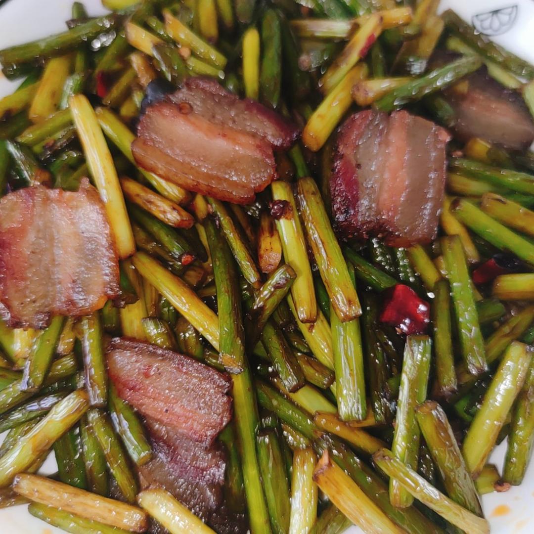 蒜苔炒腊肉