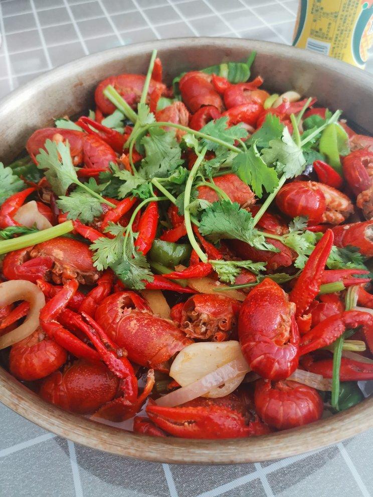 香辣小龙虾（用火锅底料）