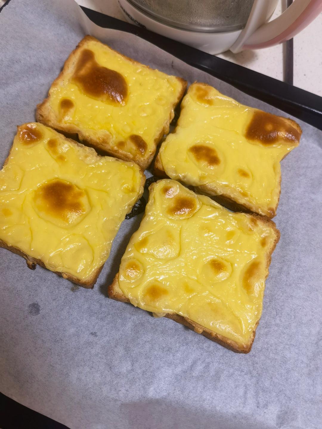 零失败快手岩烧乳酪(熔岩吐司)十分钟网红早餐，好吃哭