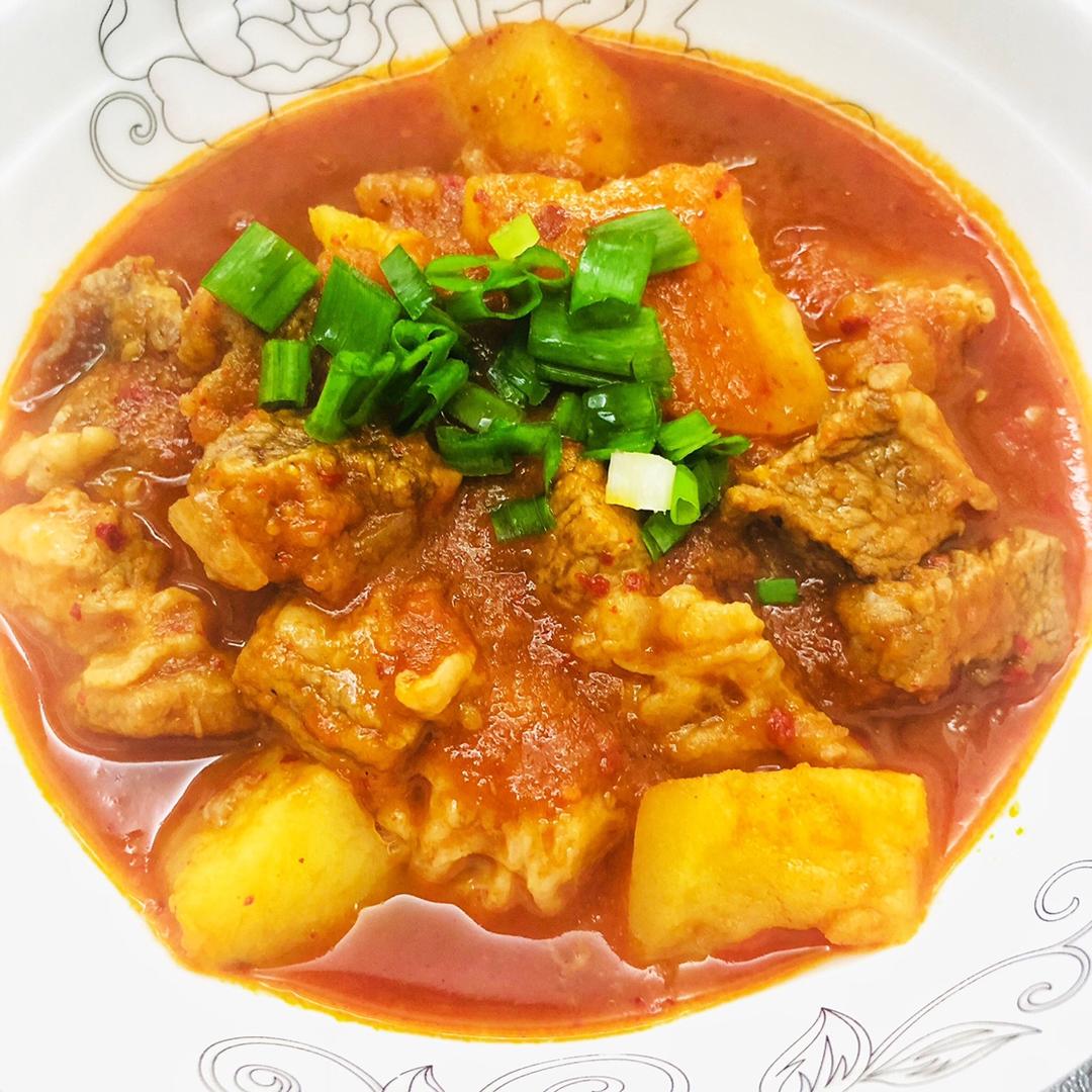 番茄土豆炖牛腩