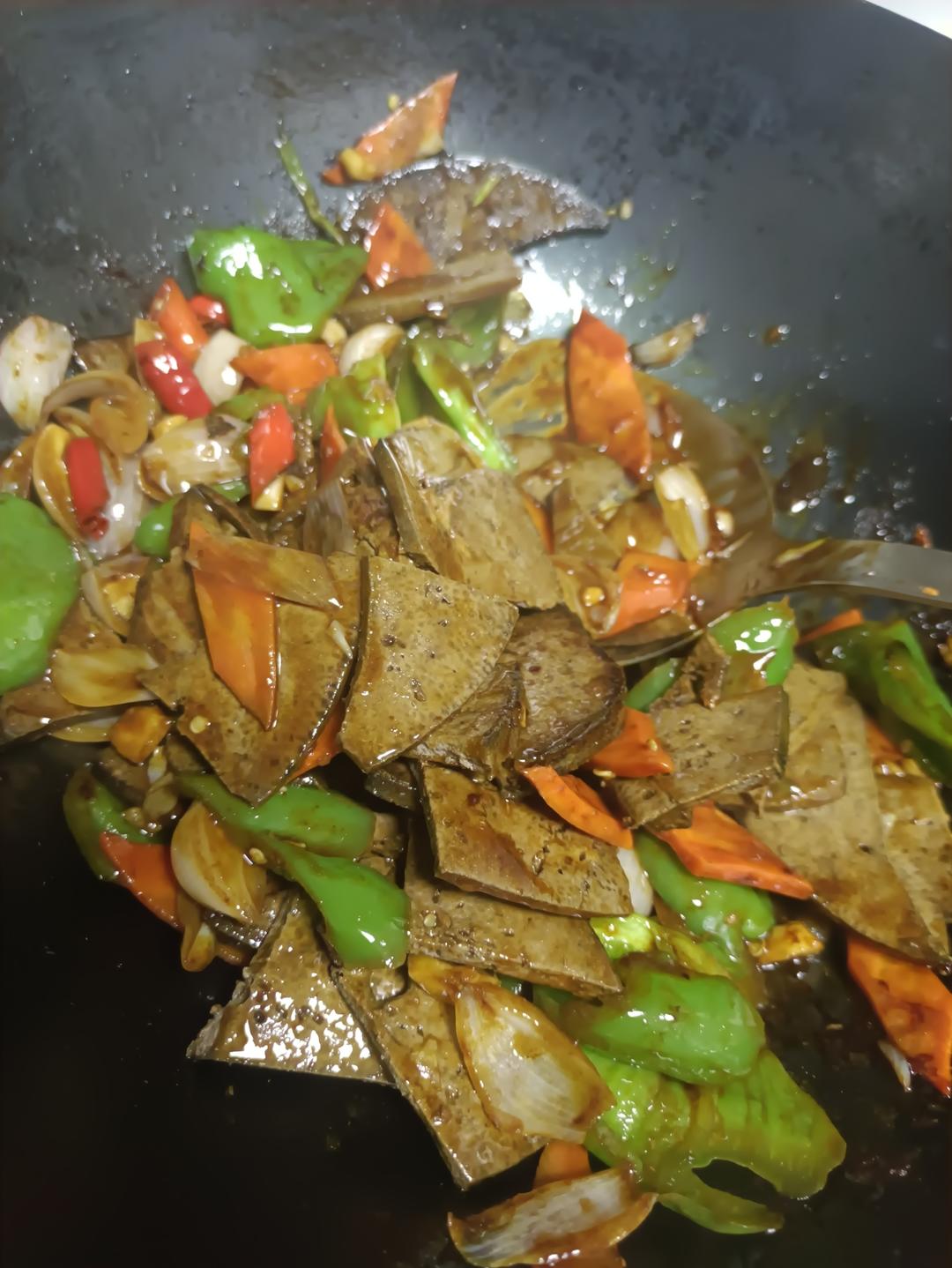 软嫩不腥的爆炒猪肝