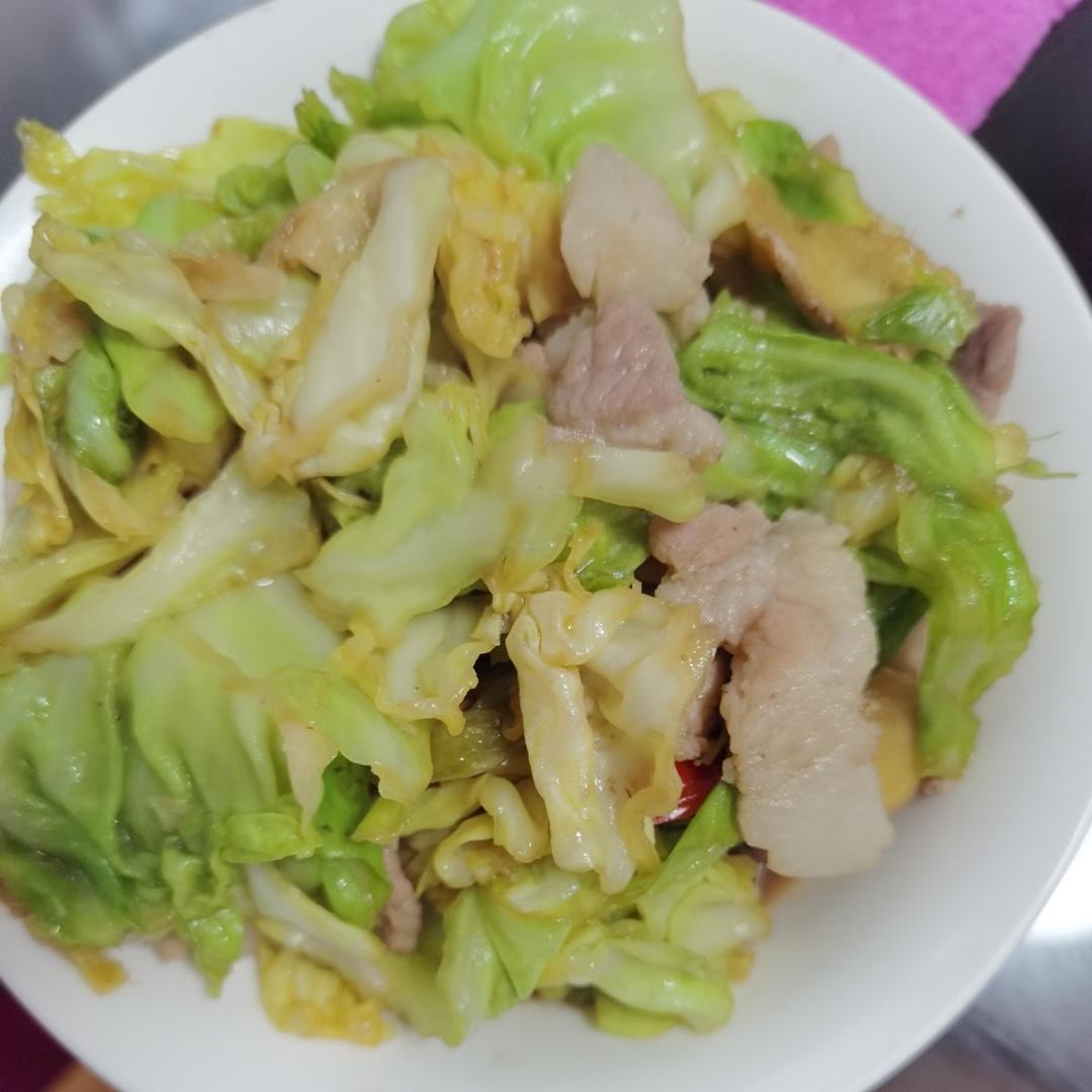 家常手撕包菜这样做比肉还好吃