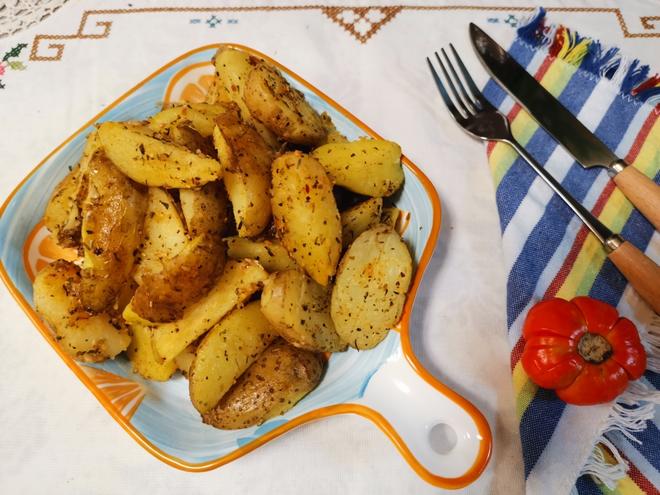 地中海风味烤土豆（摩飞锅烤制）的做法