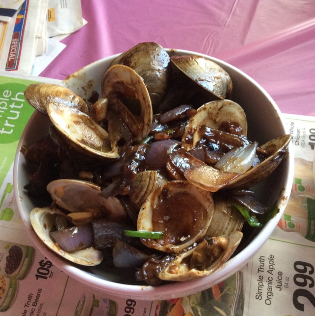 招牌黑胡椒炒花蛤