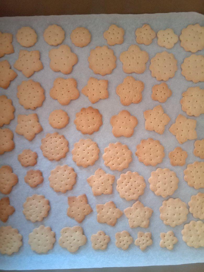 自制雪花酥小奇福饼干