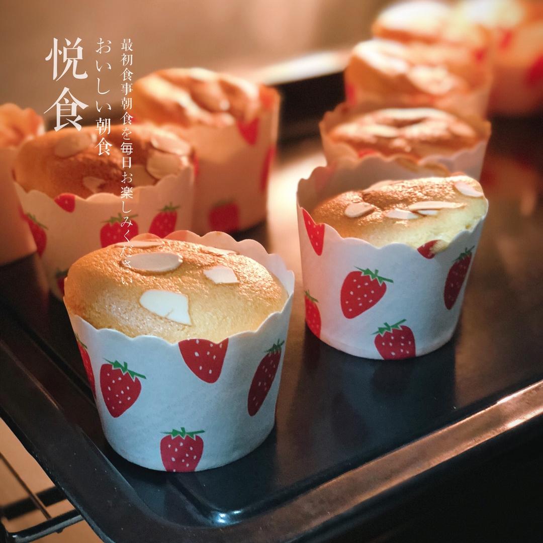 超软的~酸奶蛋糕
