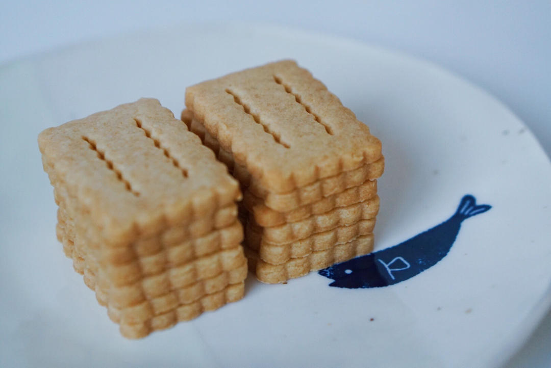 牛乳味大饼干