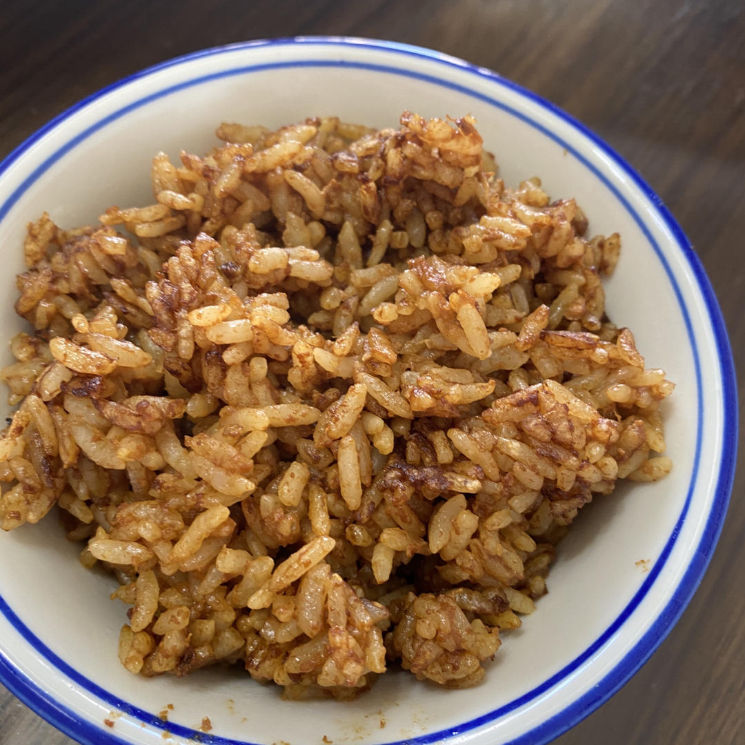 好吃到舔盘的酱油炒饭！