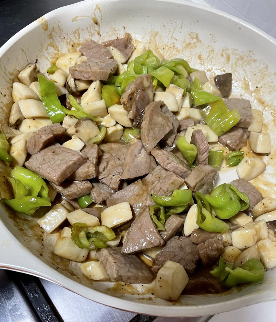 黑胡椒杏鲍菇牛肉粒