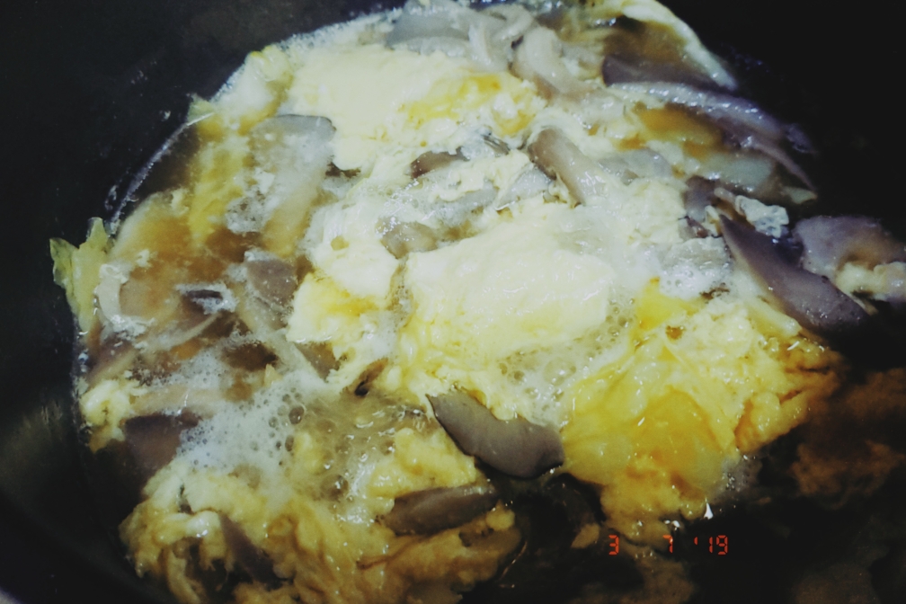 平菇包菜鸡蛋汤的做法 步骤6