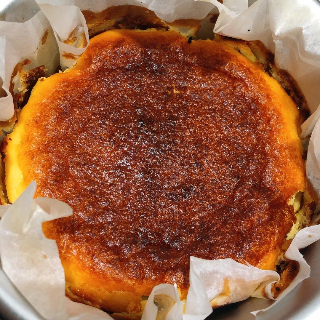 巴斯克式烤芝士蛋糕[超简单][搬运]