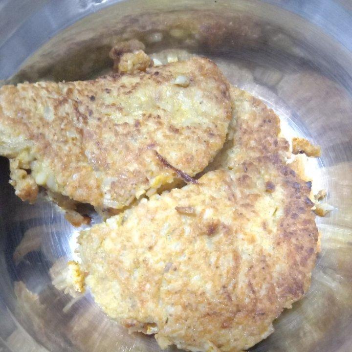 鸡蛋米饭饼