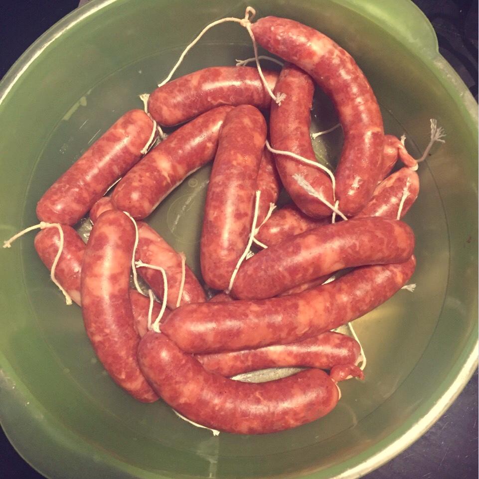 自制黑椒风味脆皮肠--多图详解手工灌肠