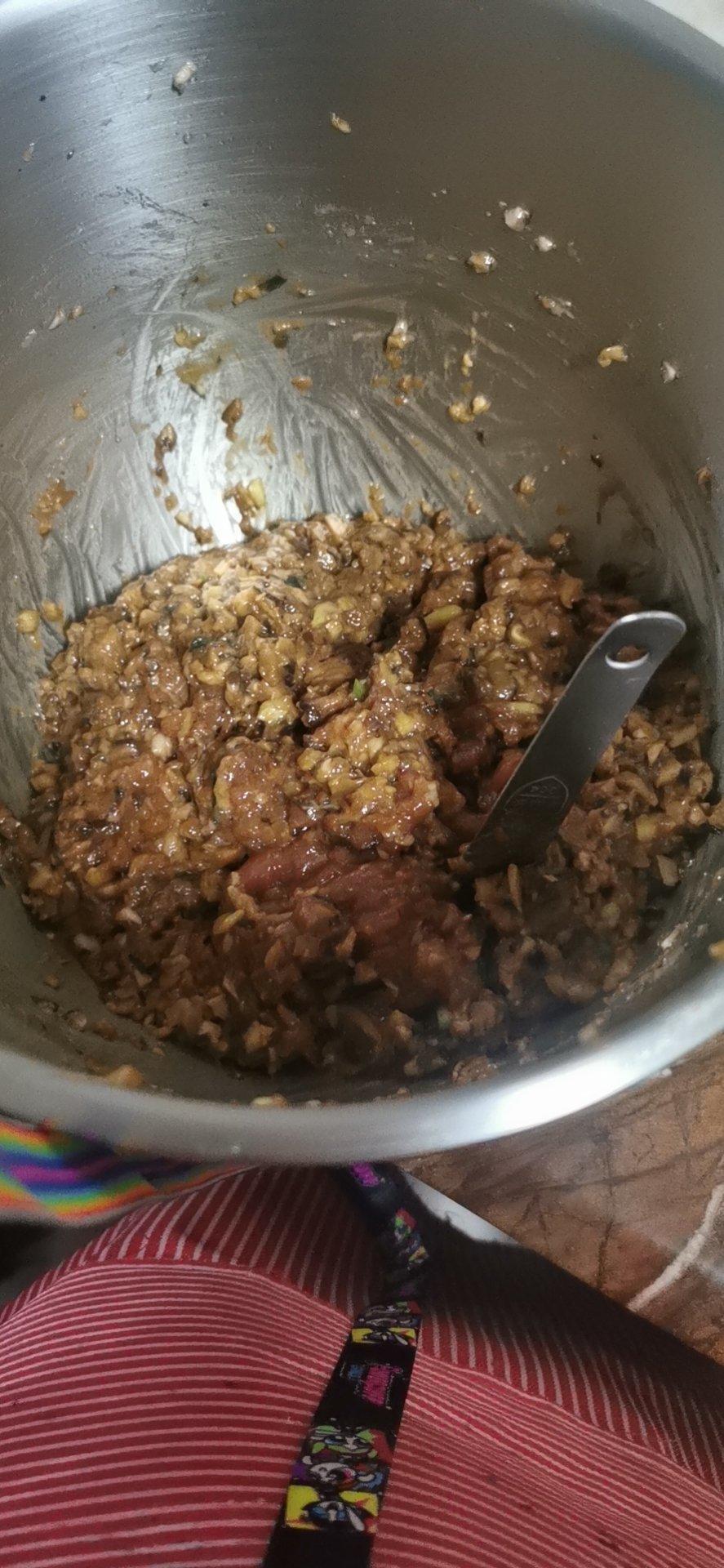 鲜肉包子