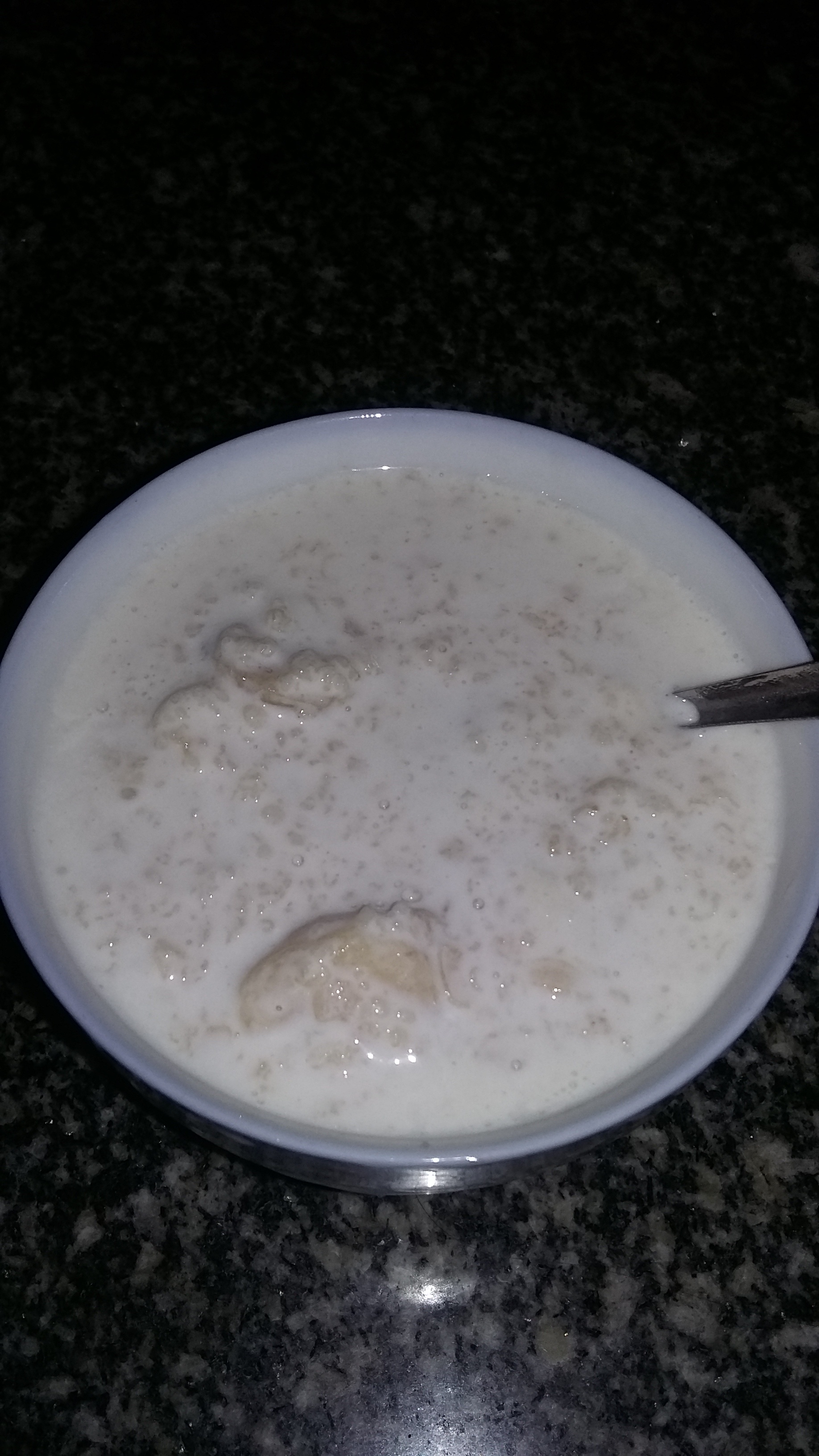 香蕉牛奶燕麦粥