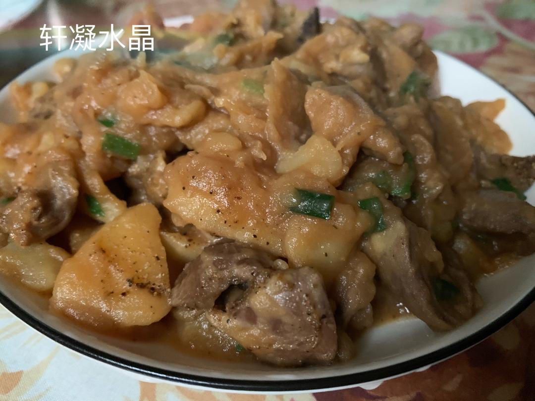 鸡心炖土豆