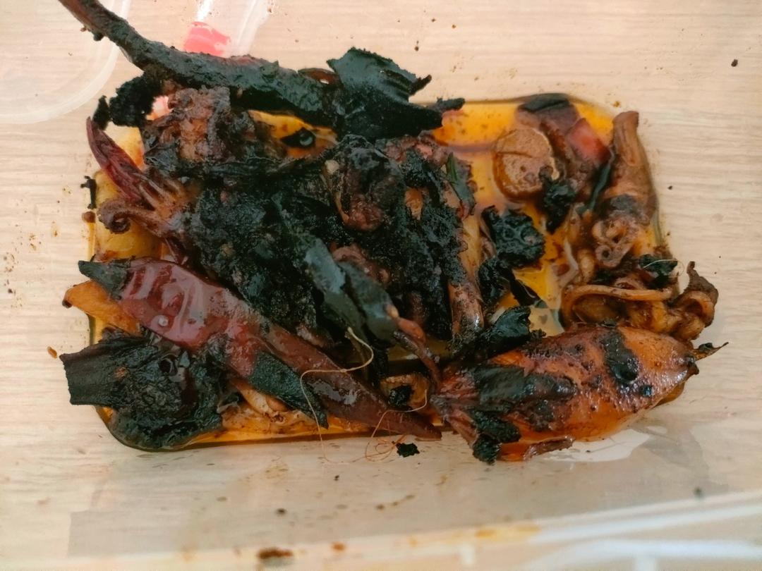 葱爆笔管鱼（海兔子）