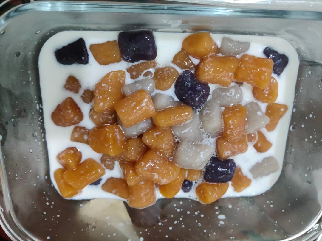椰汁西米芋圆
