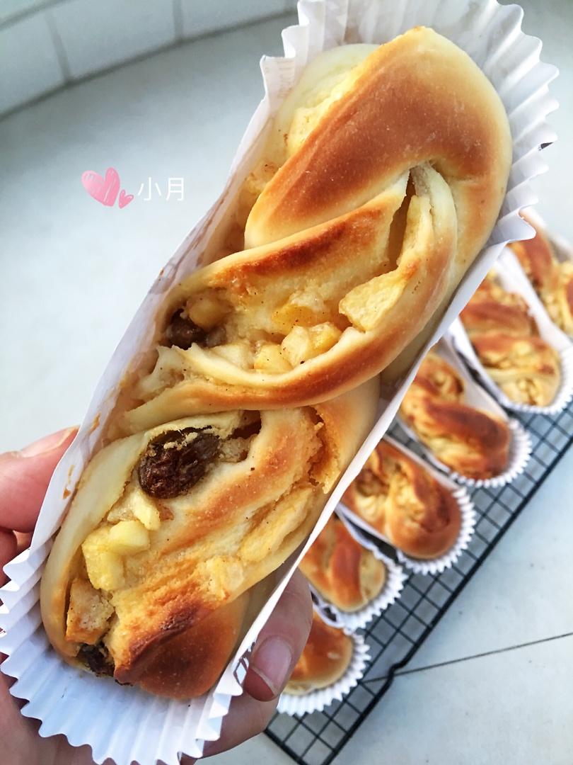 苹果肉桂小吐司