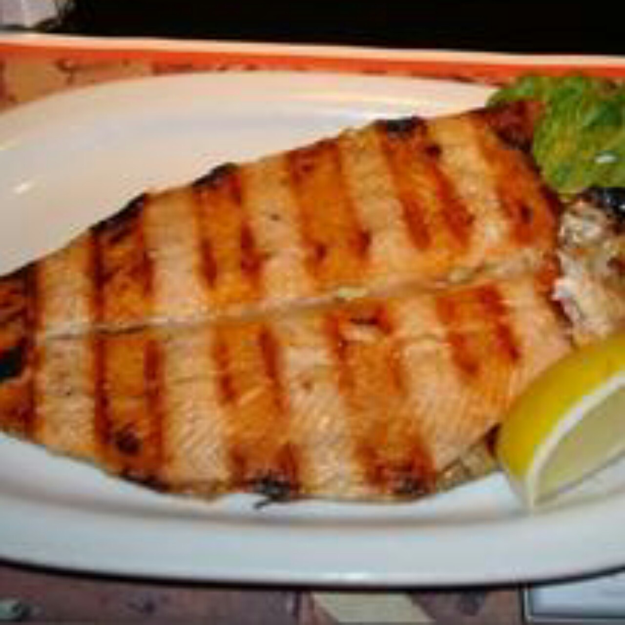 【健康三餐】简单烤鳟鱼（烤箱版）