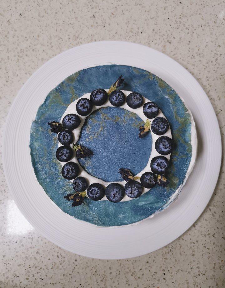 蝶豆花海盐奶酪千层蛋糕