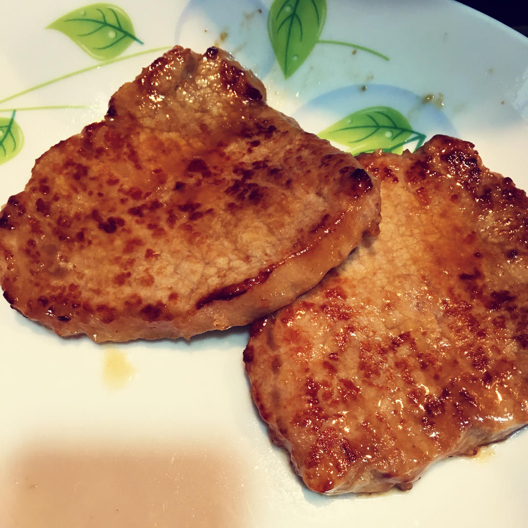 煎猪扒（超简单）和其他的猪扒在这食谱的最下面