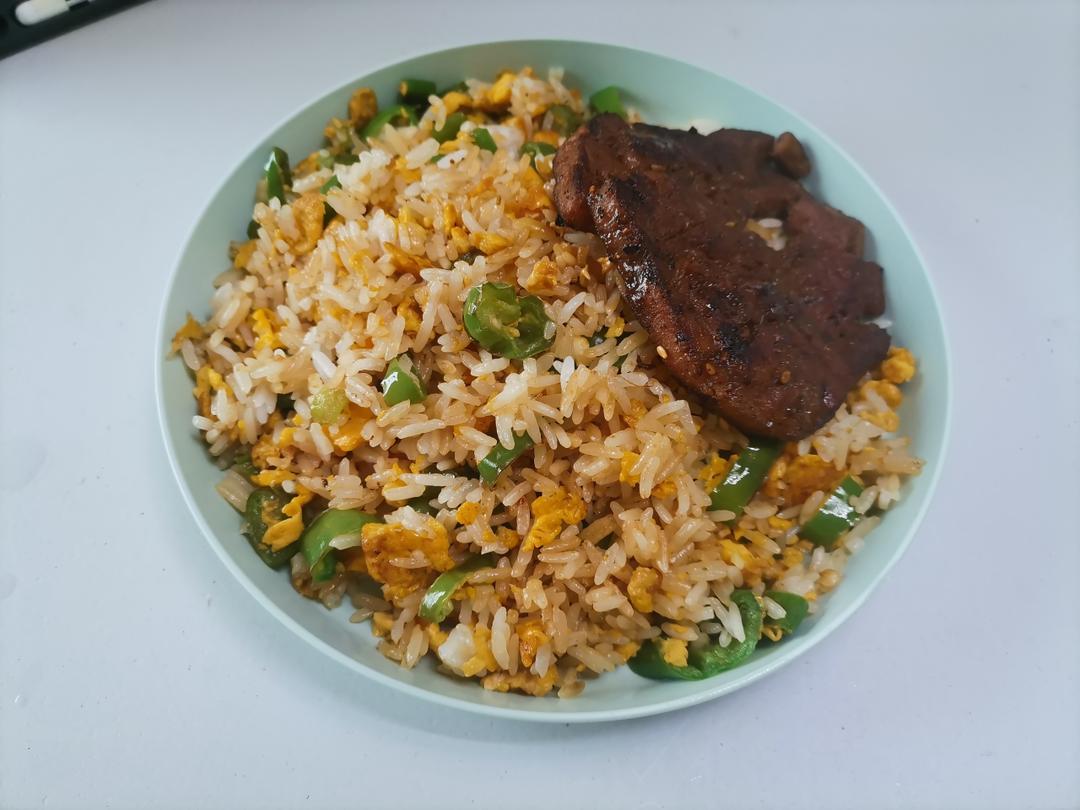 不一样的辣椒炒鸡蛋～下饭神器!