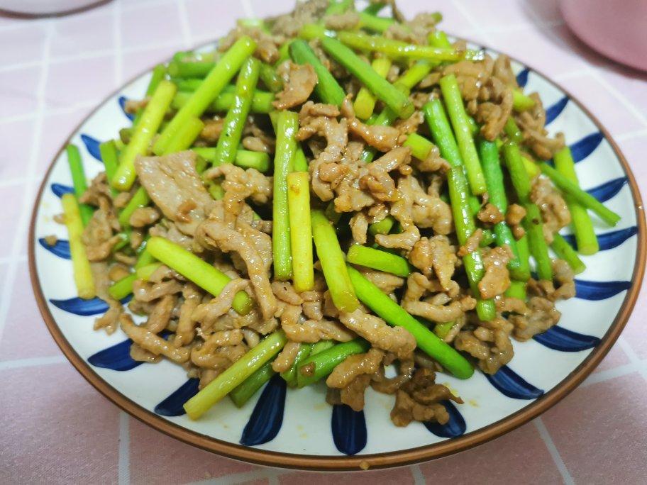妈妈牌蒜薹炒肉