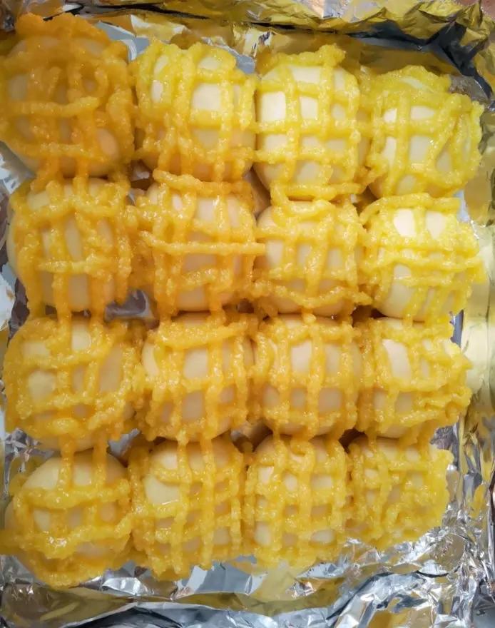 快手椰蓉小餐包（一次发酵照样柔软又拉丝）