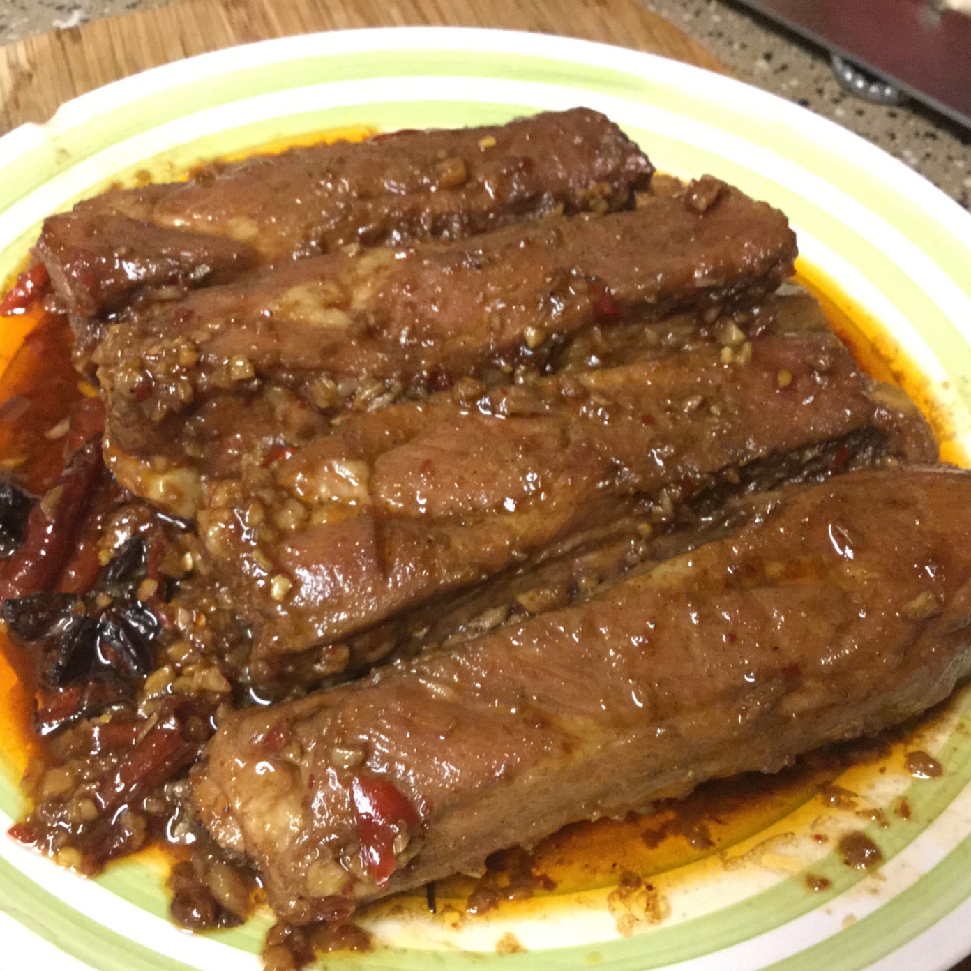 啤酒烧排骨（好吃到吼吼～）