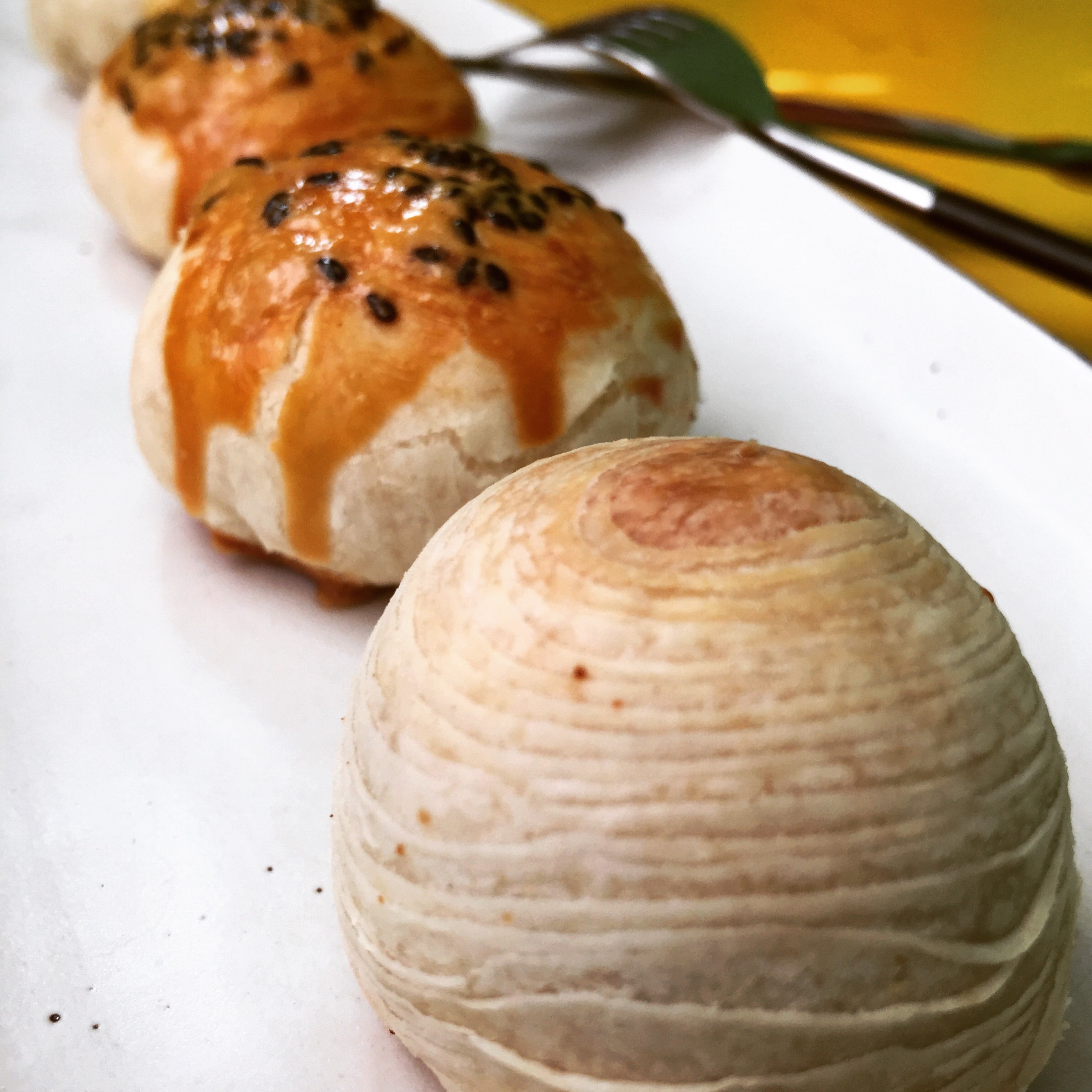 蛋黄酥~紫薯、抹茶、原味~花好月圆，中秋快乐~内附一次做六色蛋黄酥方法~