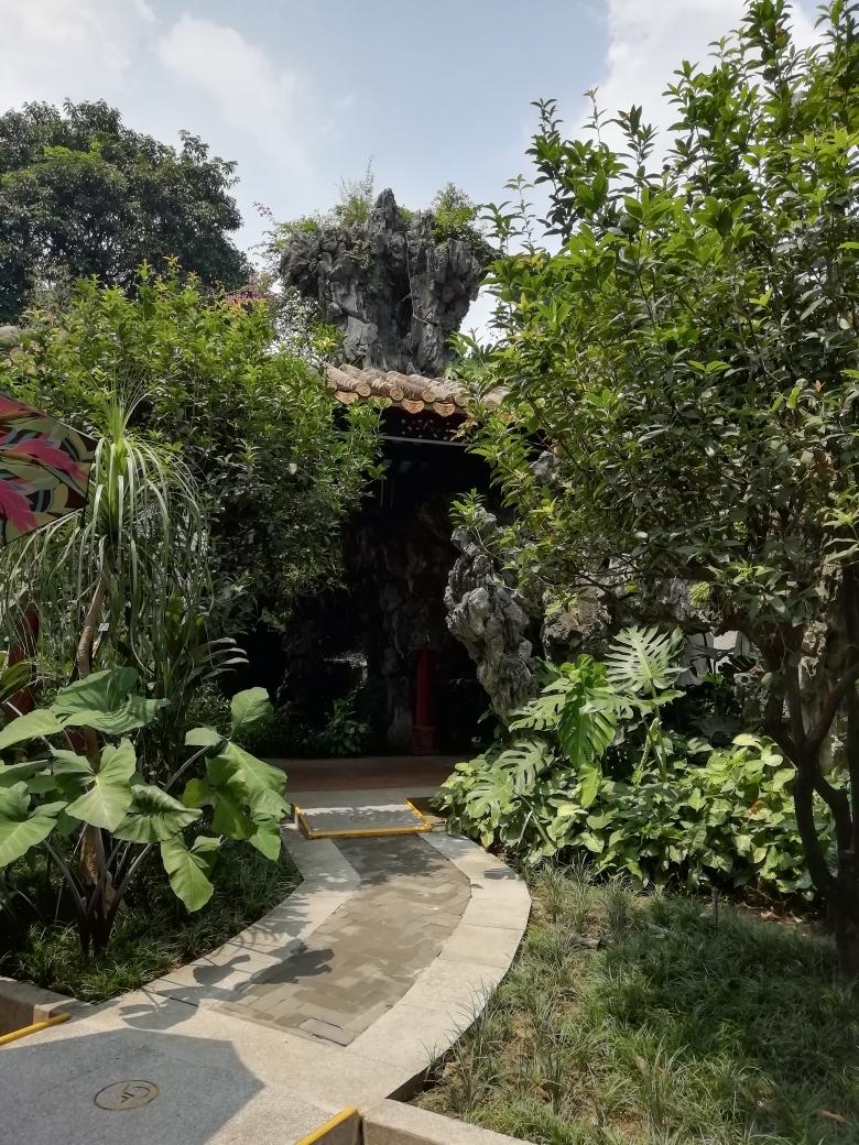 山药青椒炒卤肉的做法