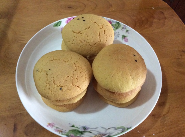 玉米面麻饼