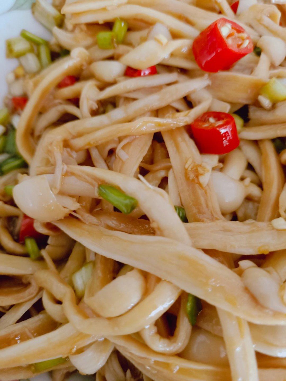 fetomm做的超简单凉拌海鲜菇